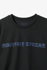 تيشيرت بأكمام طويلة ورقبة دائرية